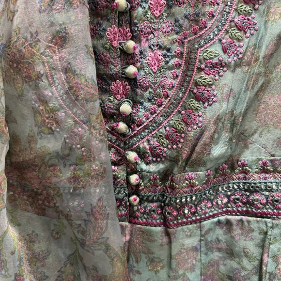 Ethnic PK Casual Wear | Floral | Embroidered - Picture 4 of 9